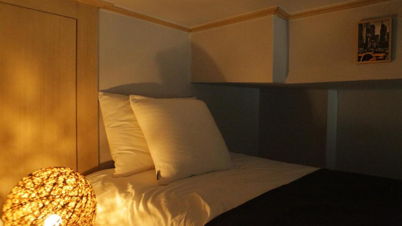 Dongdaemun Modern Studio Seoul Exteriör bild